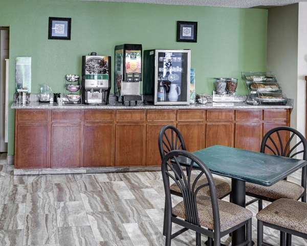 Amenities - Quality Suites Baton Rouge - I-12, Exit 7