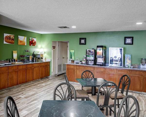 Amenities - Quality Suites Baton Rouge - I-12, Exit 7