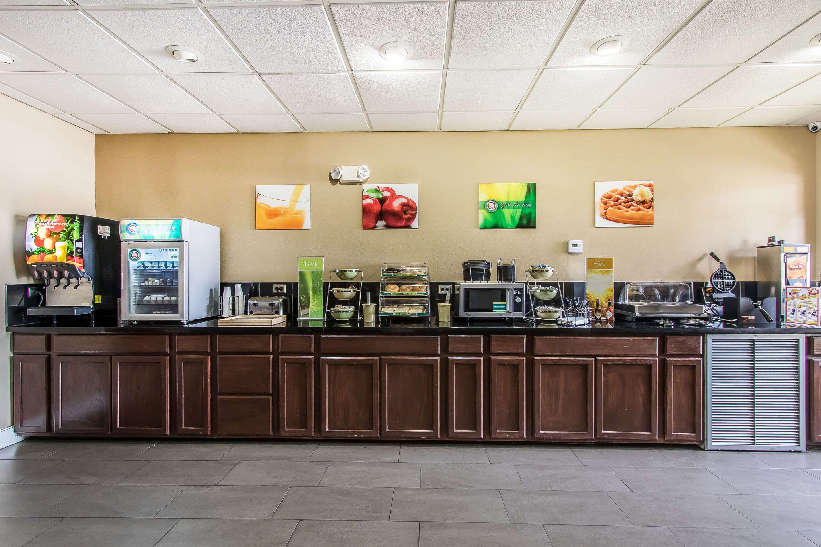 Breakfast counter