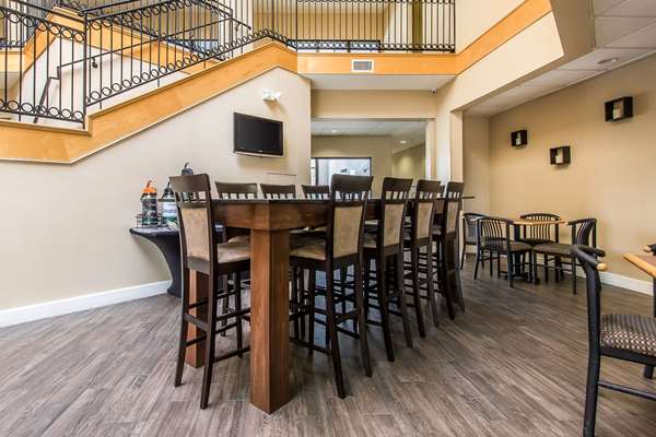 Amenities - Quality Suites New Iberia