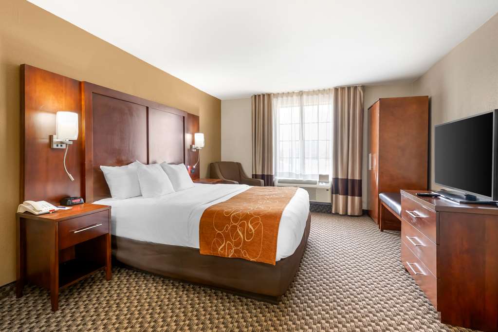 COMFORT SUITES PORT ALLEN - BATON R-guestroom-Guest Room,Suite,On-Site.jpg