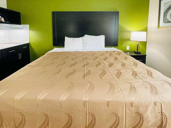  - Quality Inn & Suites Lake Charles - I-210, Exit 8