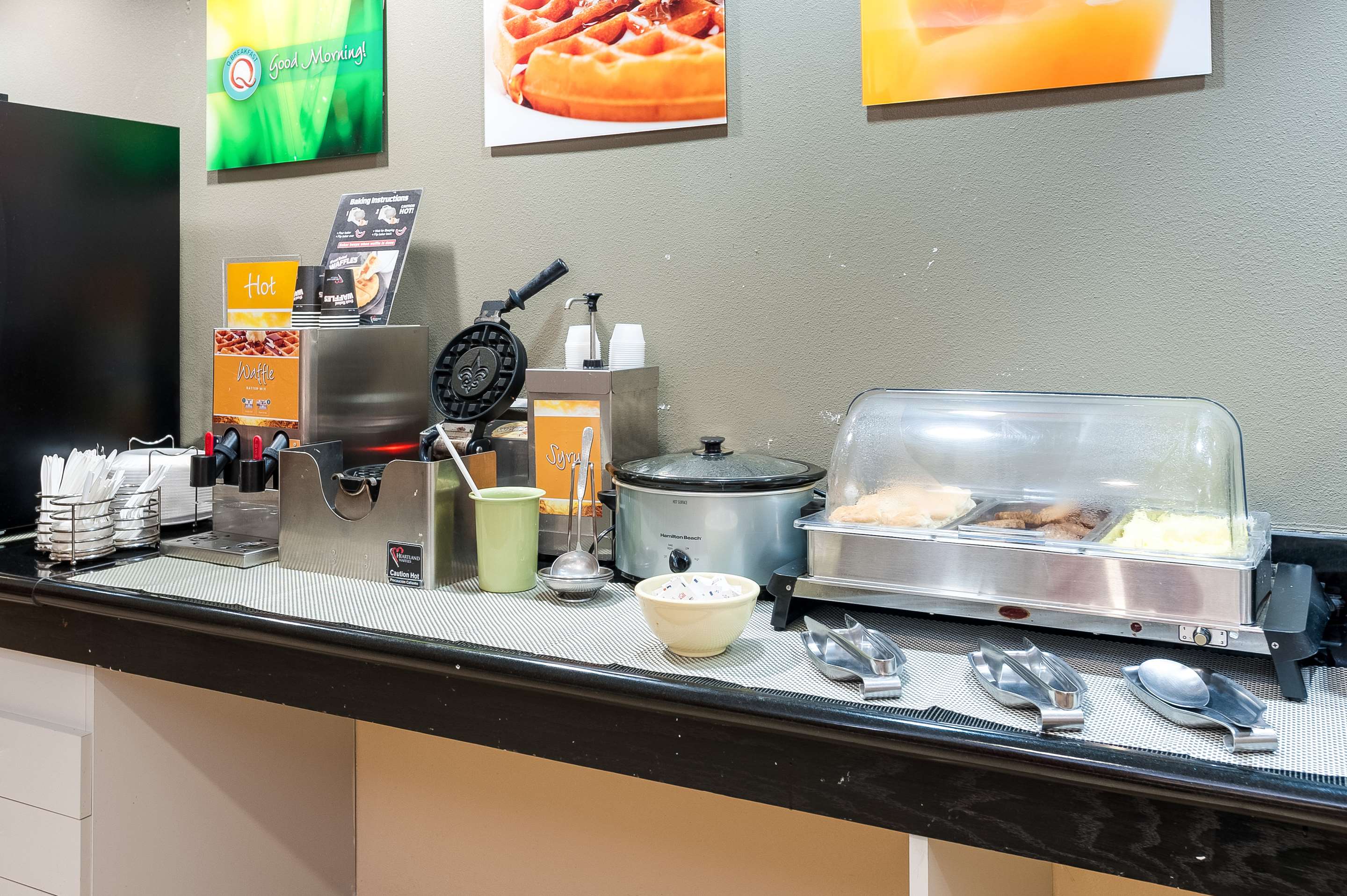Breakfast area