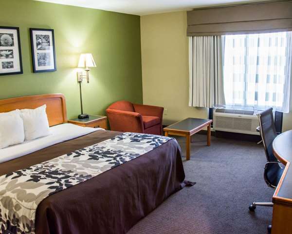 Suite - Sleep Inn & Suites Pineville