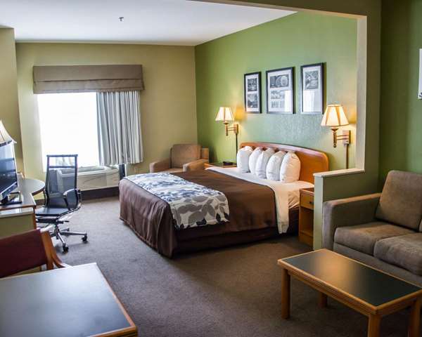 Suite - Sleep Inn & Suites Pineville