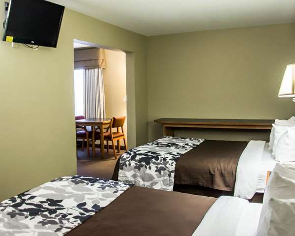 Suite - Sleep Inn & Suites Pineville