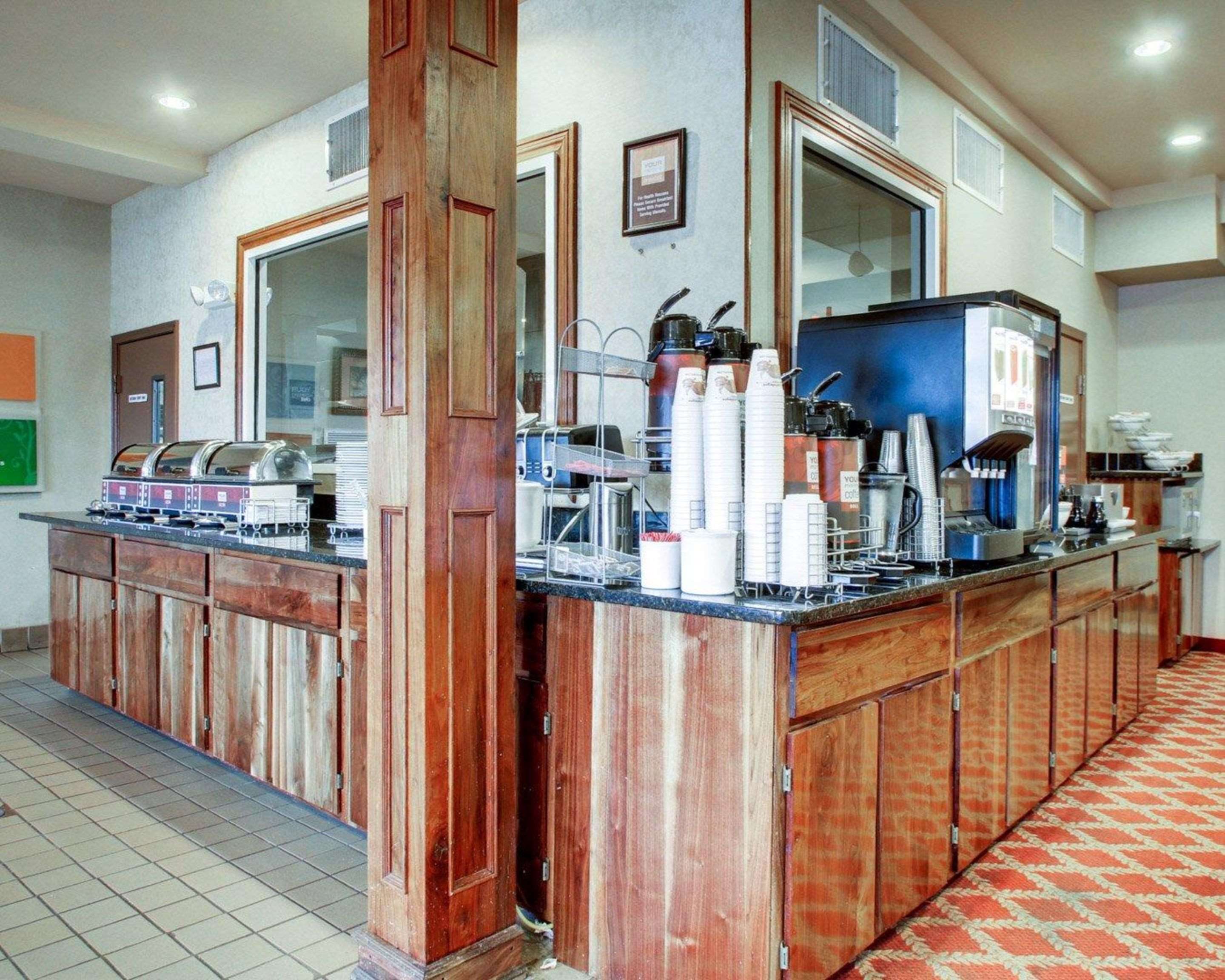 Breakfast counter