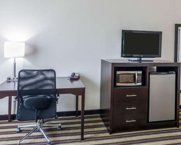  - Quality Inn & Suites West Monroe - I-20, Exit 114