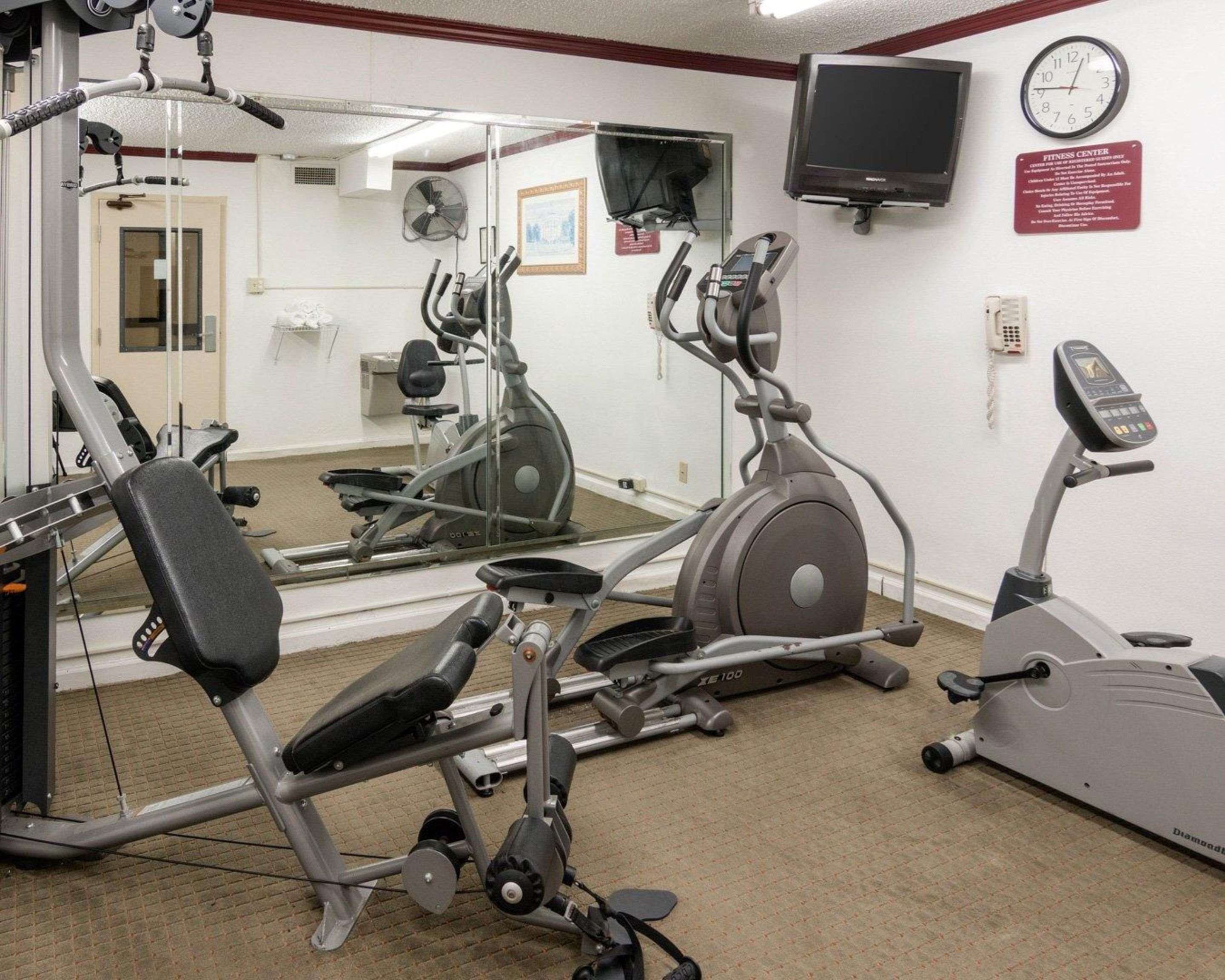 Exercise room with television