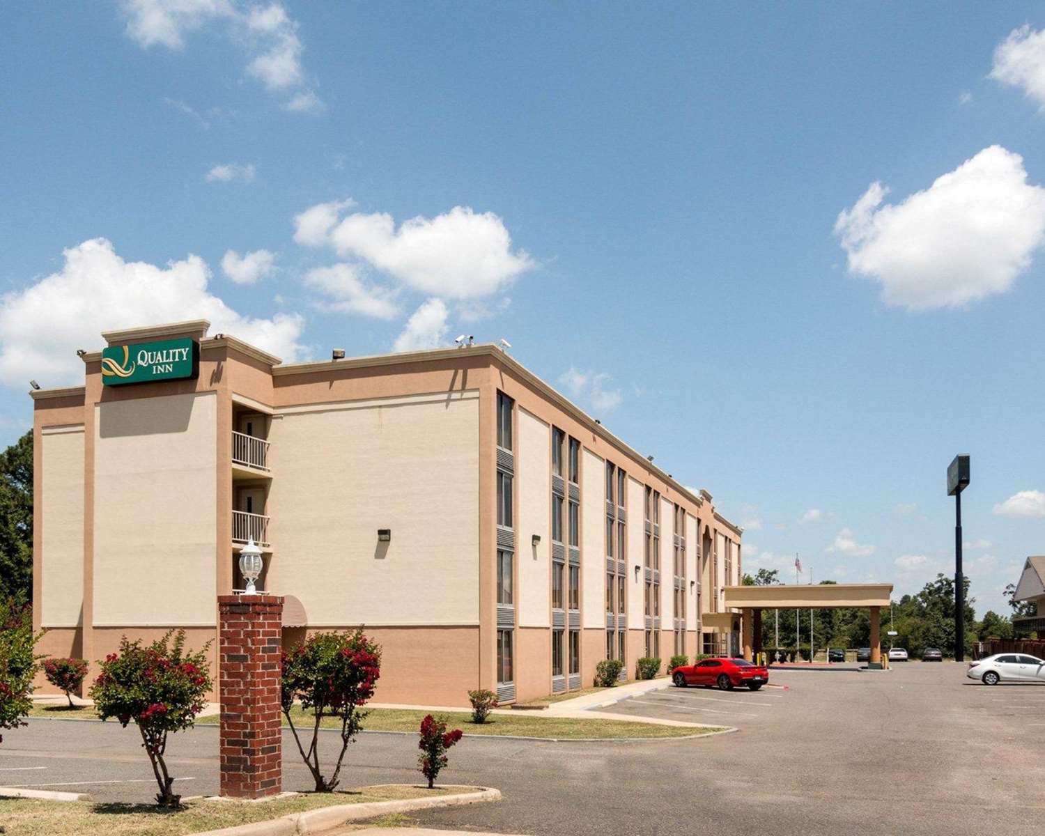 Quality Inn Shreveport I20, Exit 13, LA See Discounts