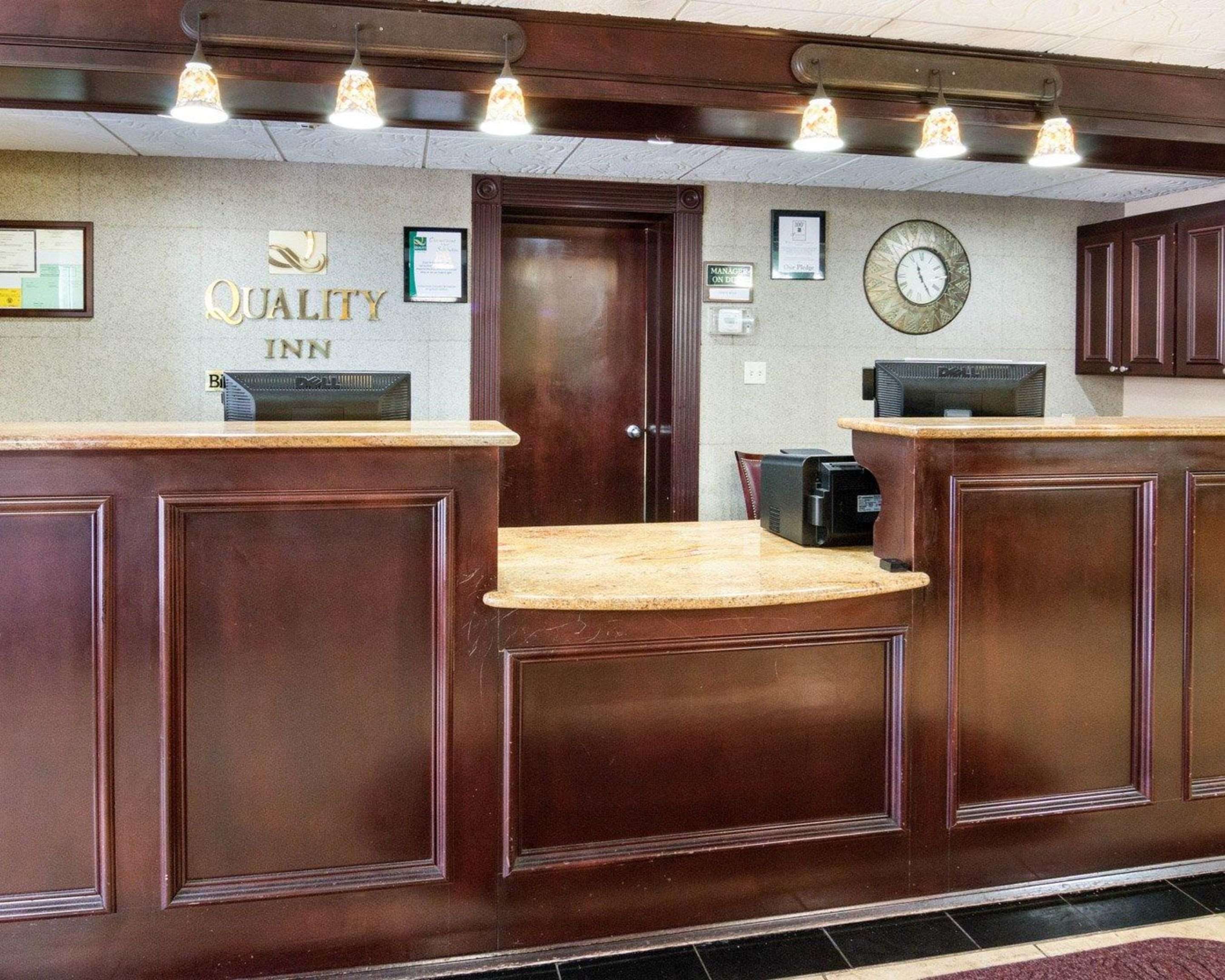 Front desk with friendly staff