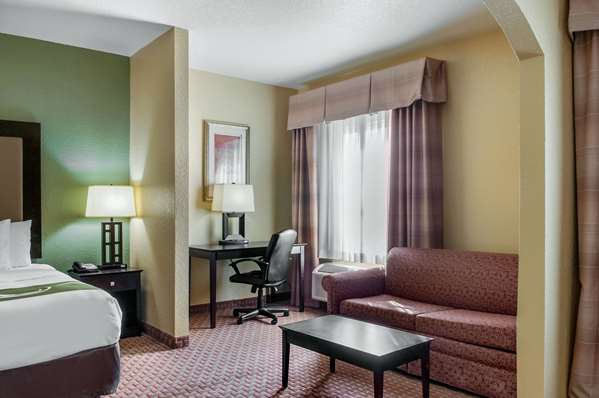 Suite - Quality Inn & Suites Slidell - I-12, Exit 80