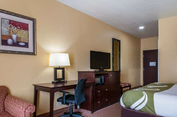 Suite - Quality Inn & Suites Slidell - I-12, Exit 80