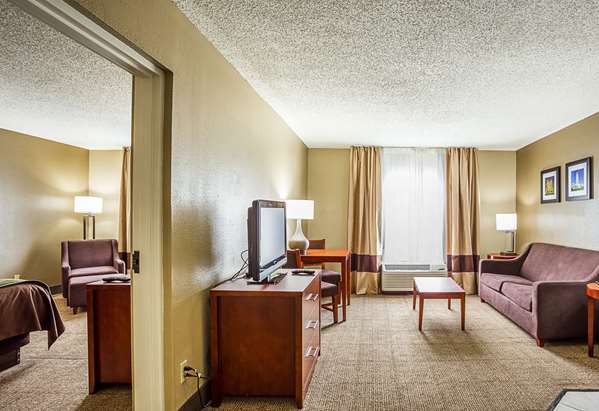 Suite - Comfort Inn Baton Rouge - I-10, Exit 158
