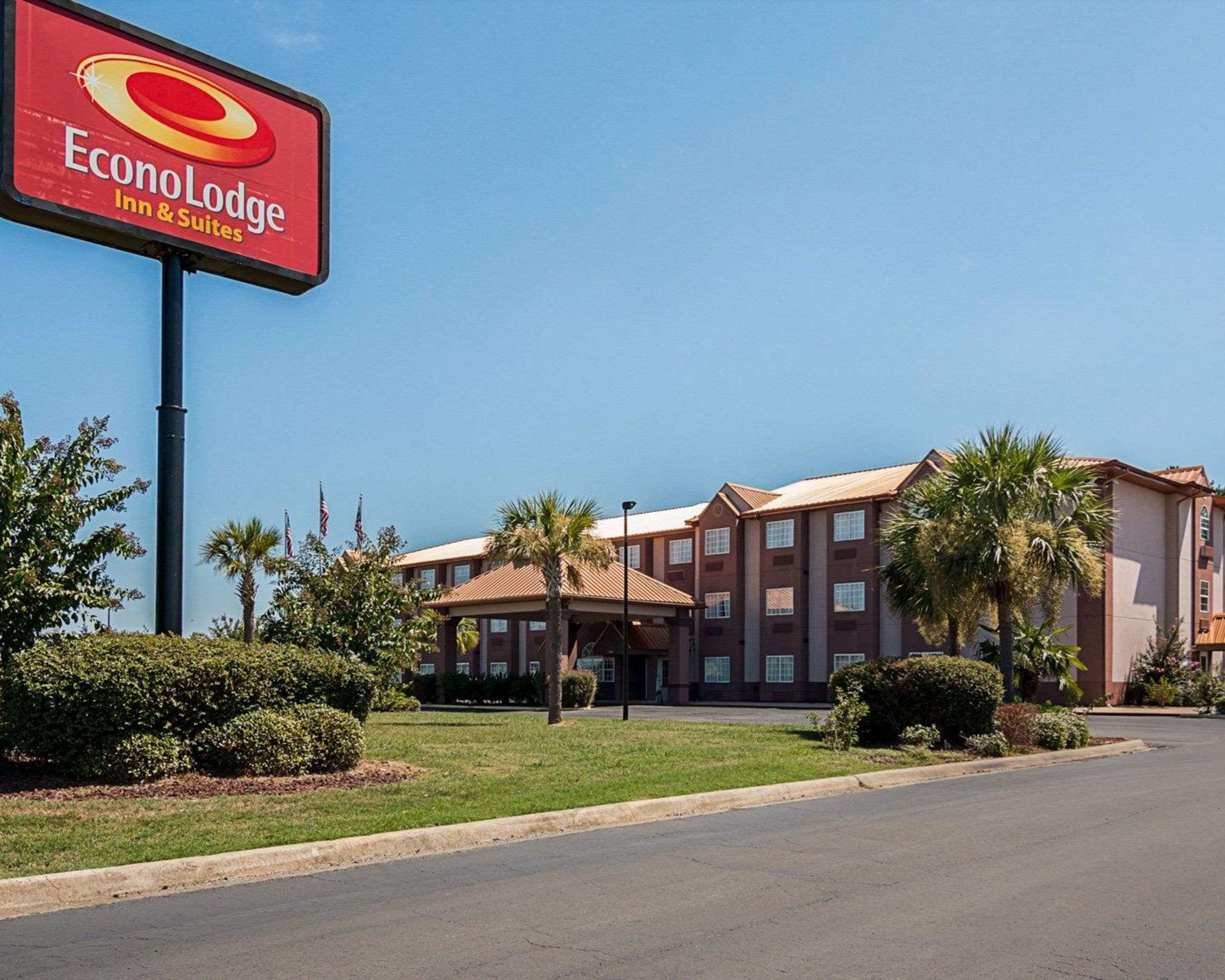 Econo Lodge Inn & Suites hotel in Natchitoches, LA | Econo Lodge Inn & Suites Natchitoches