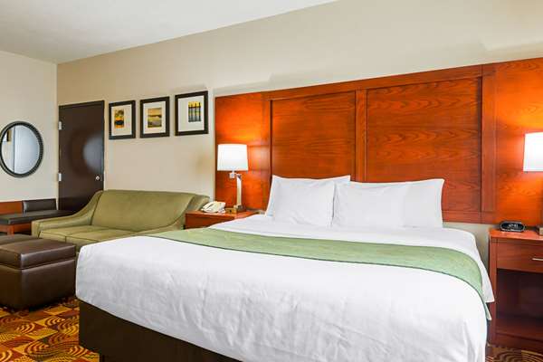 Suite - Comfort Suites Lake Charles - I-10, Exit 33