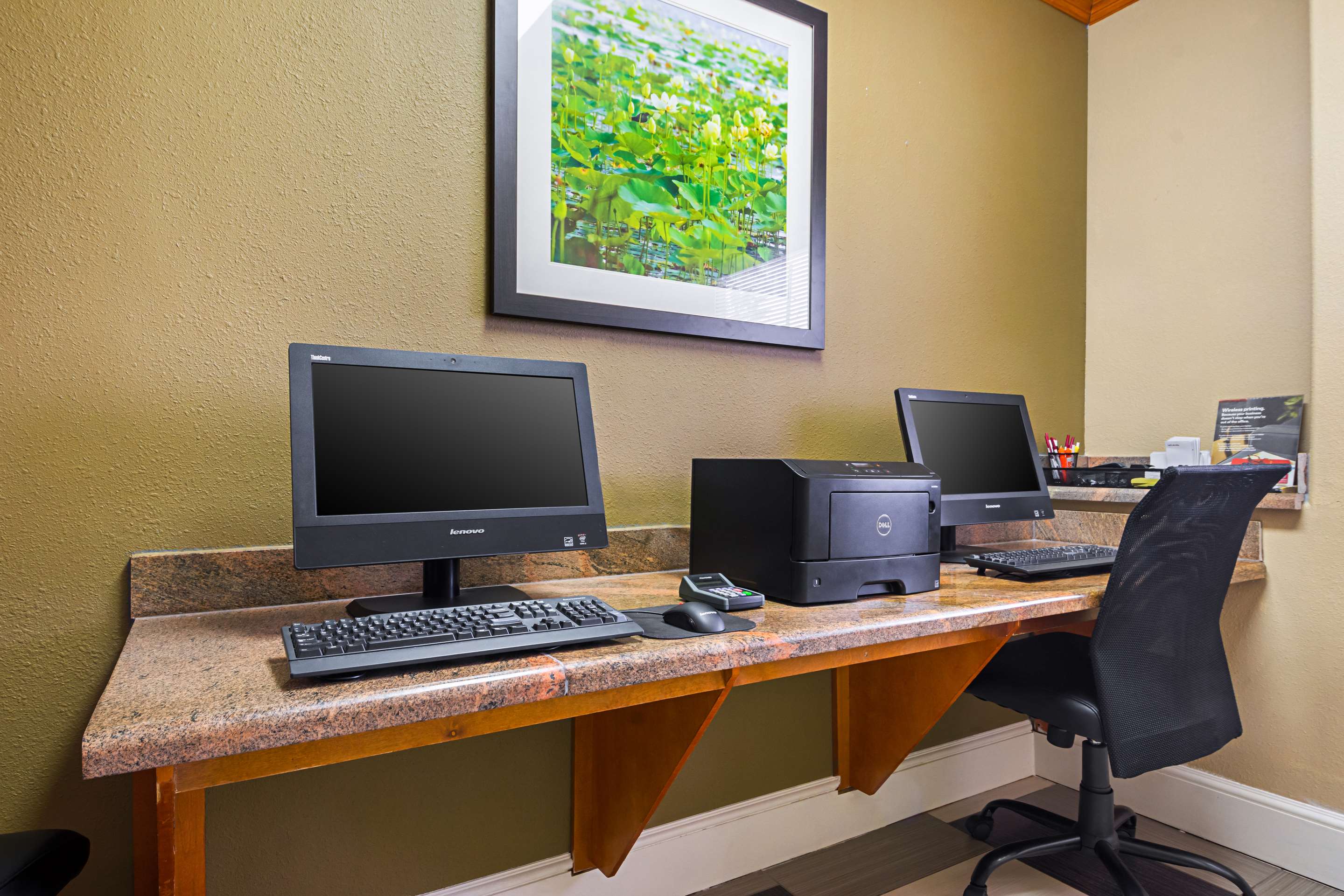 Business center | Comfort Suites Lake Charles