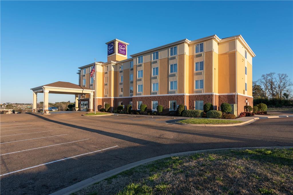 Sleep Inn & Suites