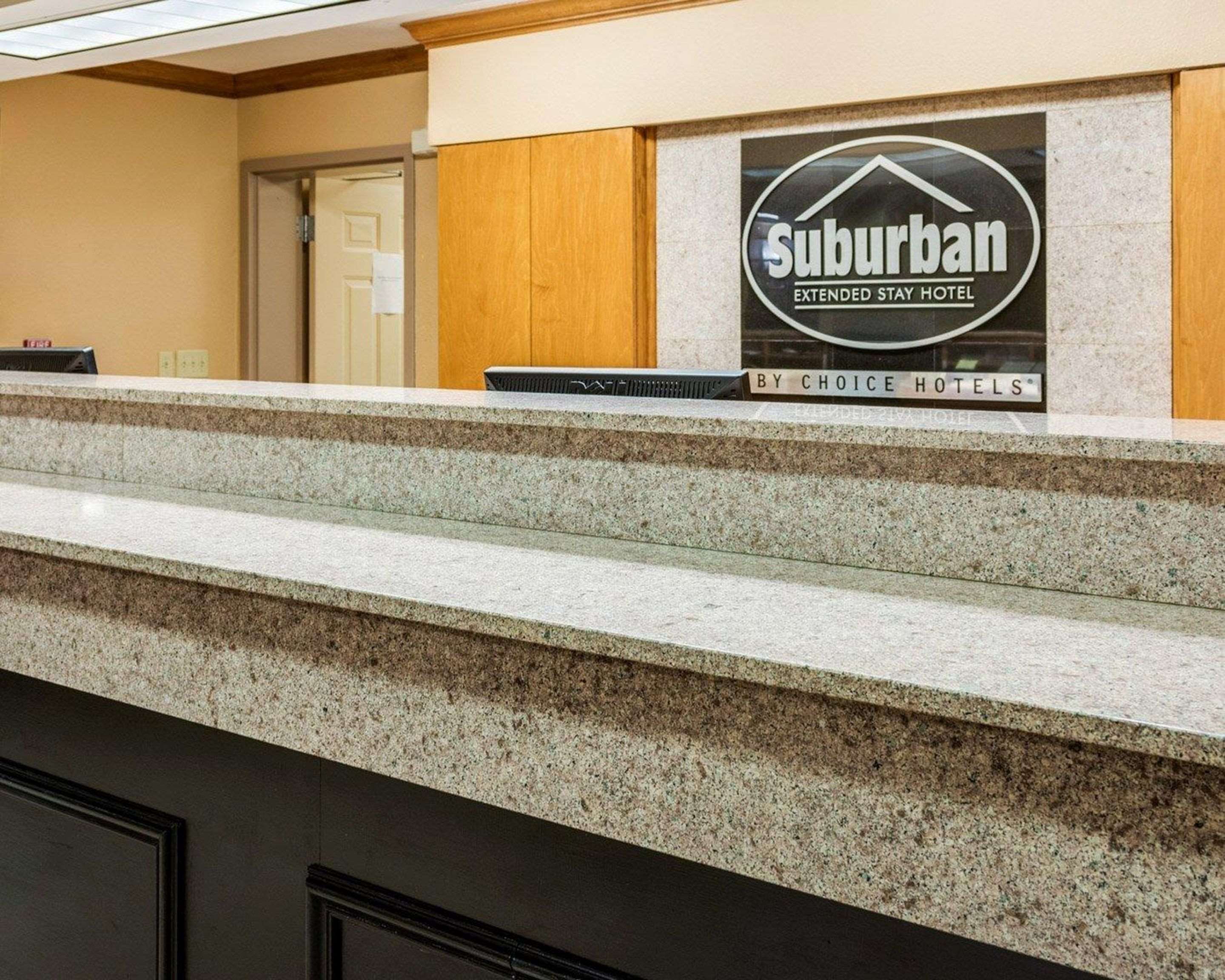 Front desk | Suburban Studios Avondale