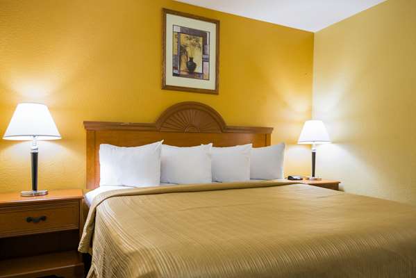 Suite - Quality Inn & Suites Franklin