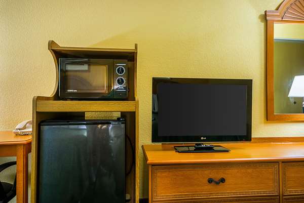  - Quality Inn & Suites Franklin