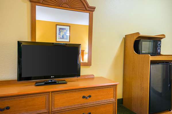 Suite - Quality Inn & Suites Franklin