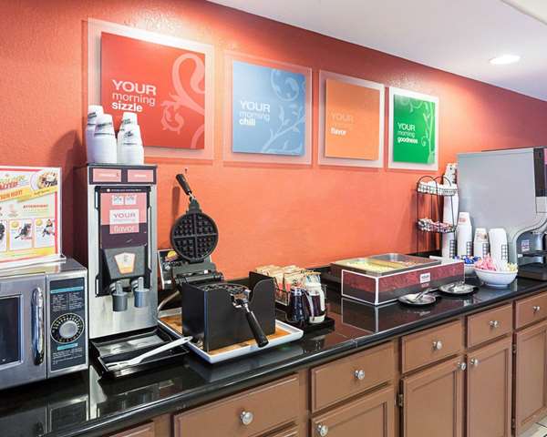 Amenities - Comfort Inn Marrero