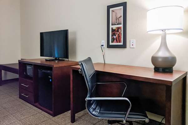 Suite - Comfort Inn Marrero
