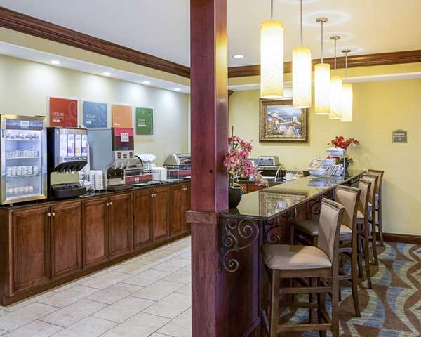 Amenities - Comfort Suites Harvey