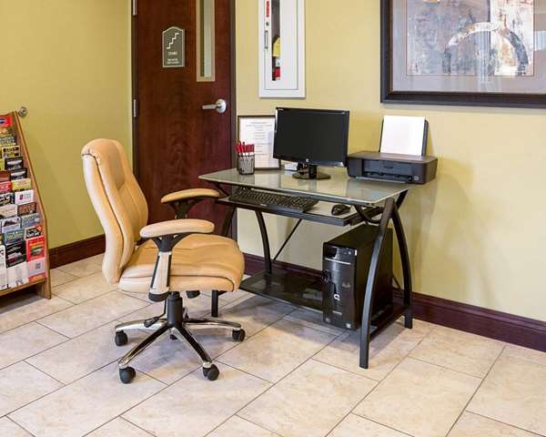 Conference Area - Comfort Suites Harvey