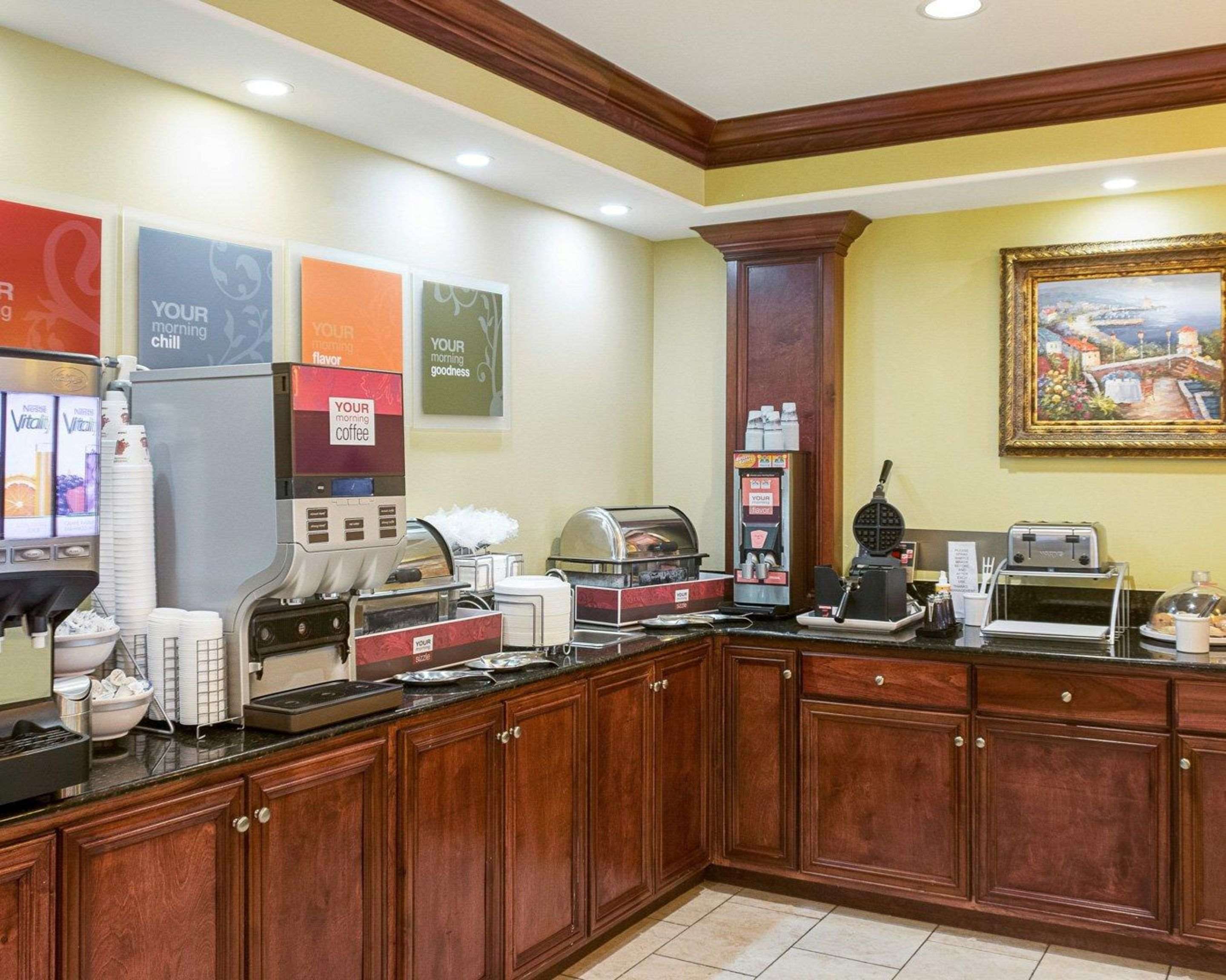 Breakfast counter