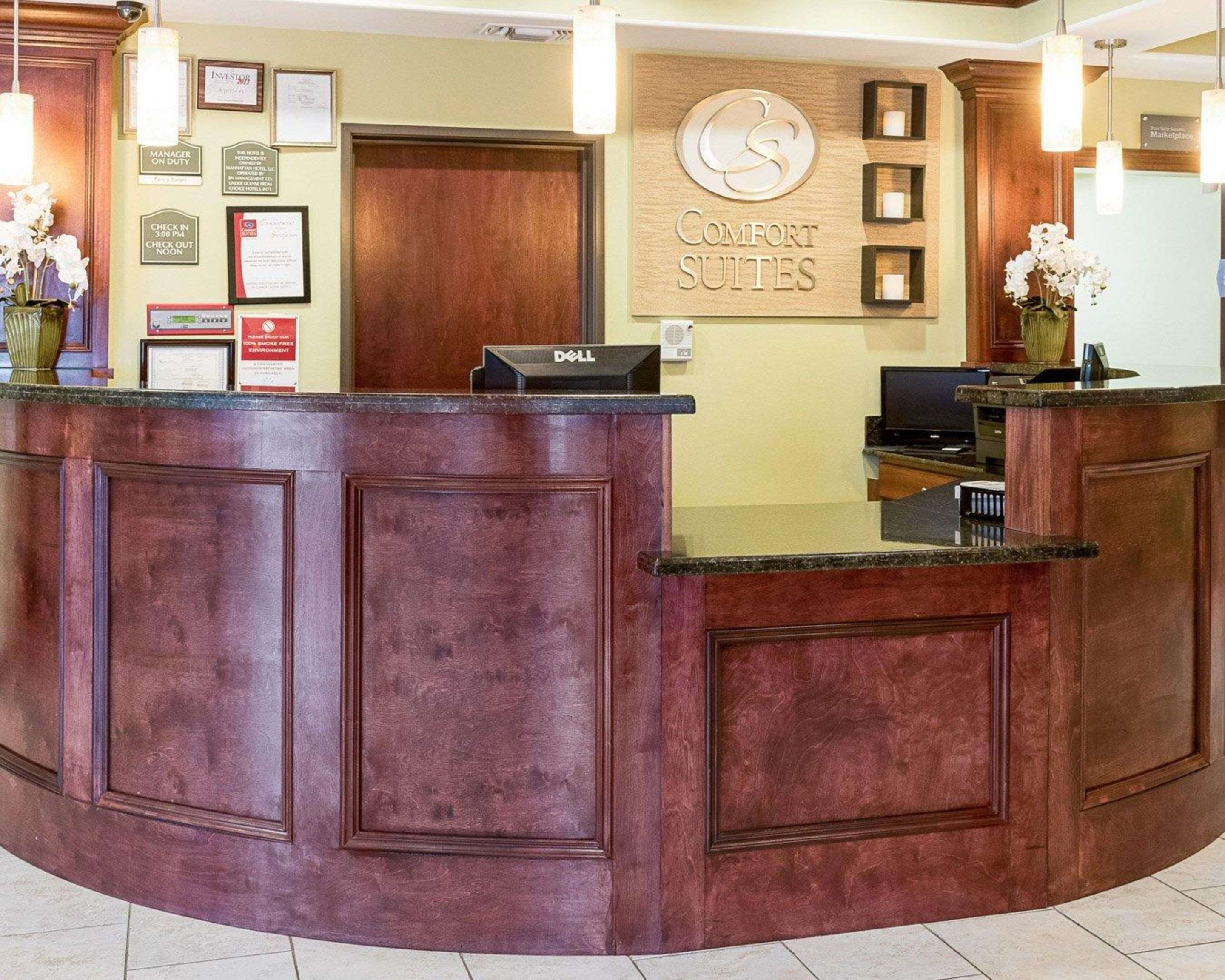 Front desk with friendly staff