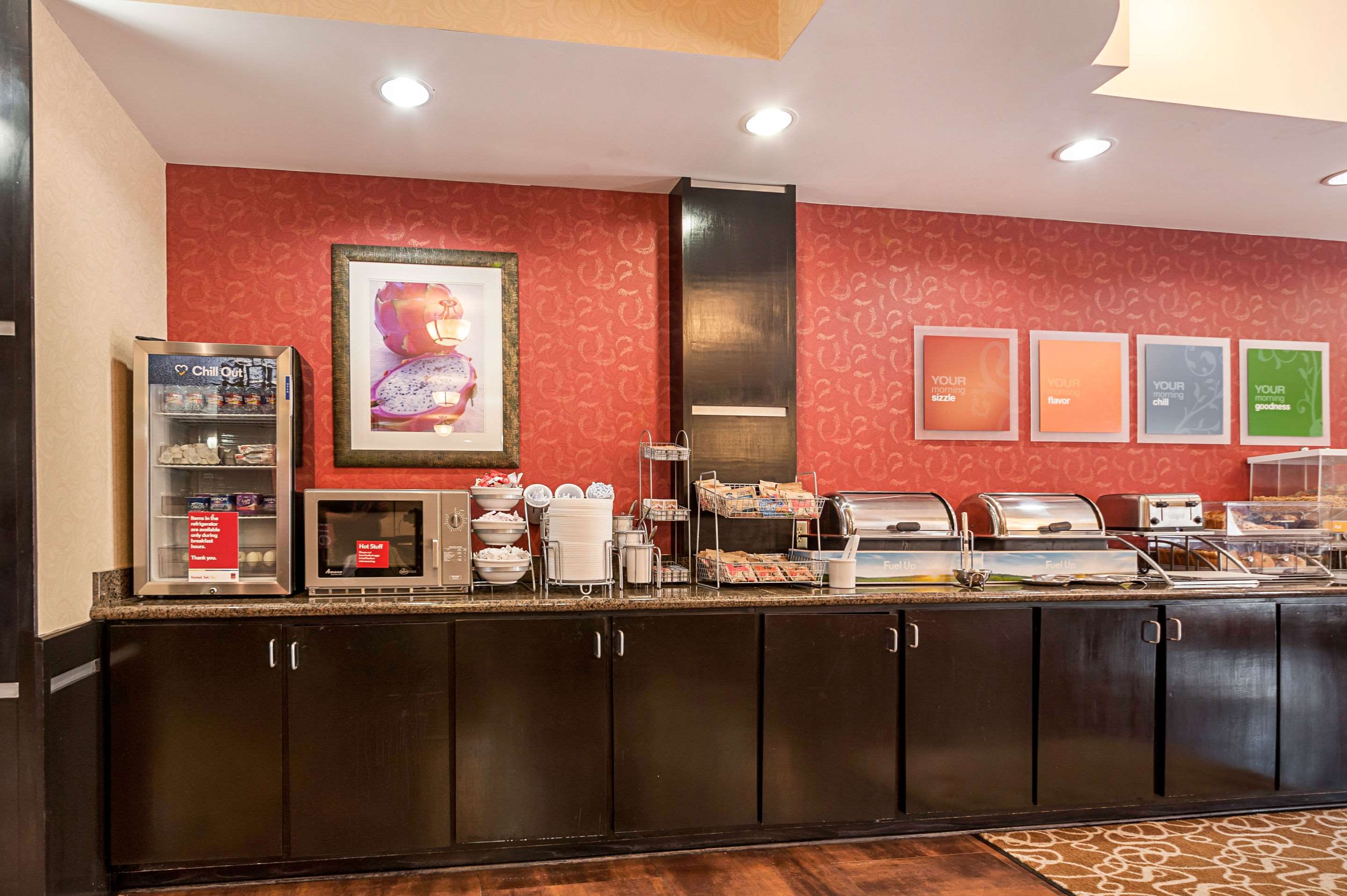 Complimentary breakfast | Comfort Suites Sulphur - Lake Charles