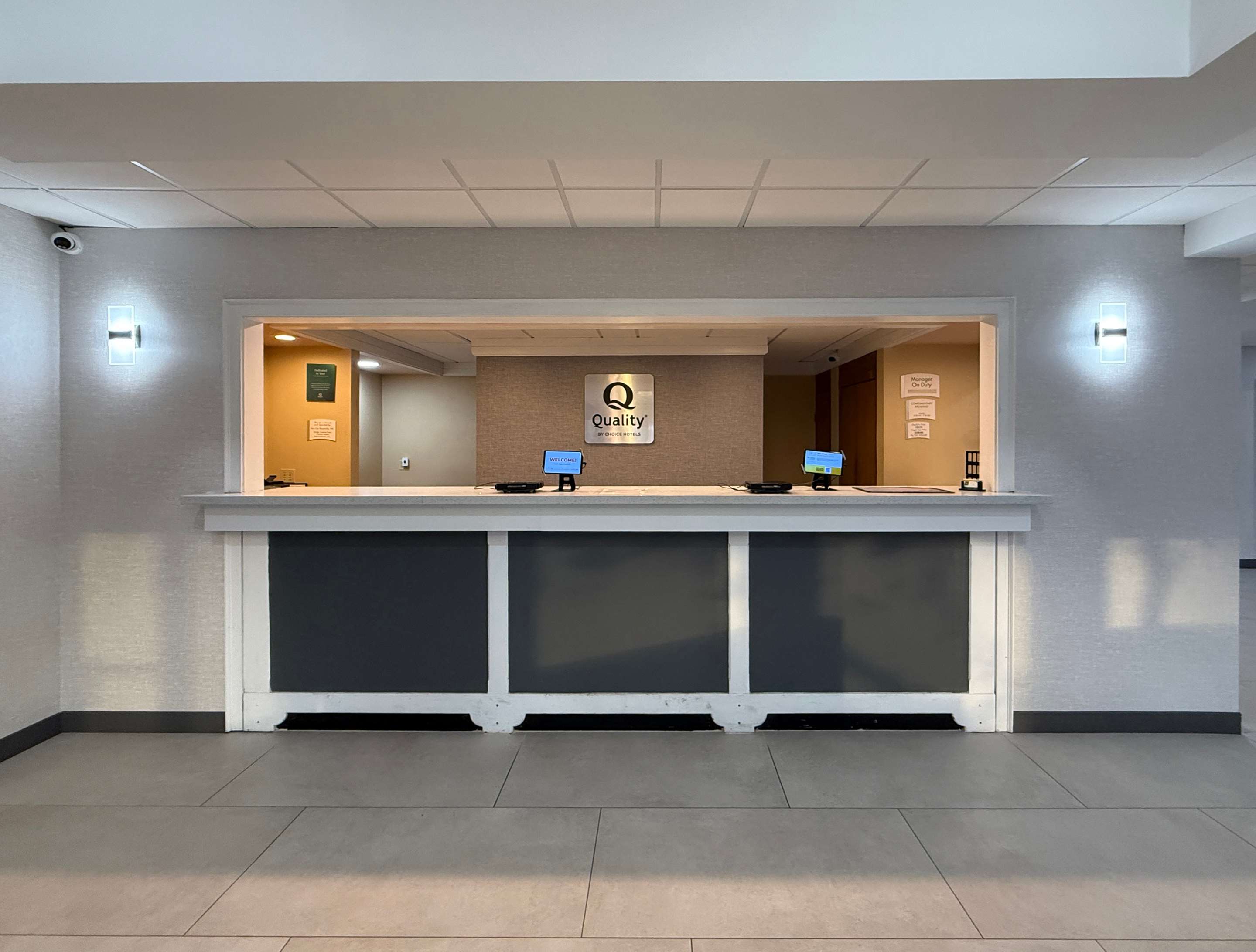 Front desk | Quality Inn & Suites Baton Rouge West – Port Allen