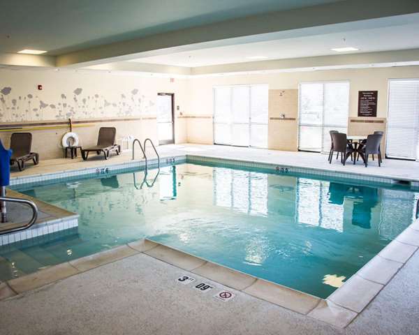 Pool - Sleep Inn & Suites Medical Center Shreveport - I-49, Exit 205