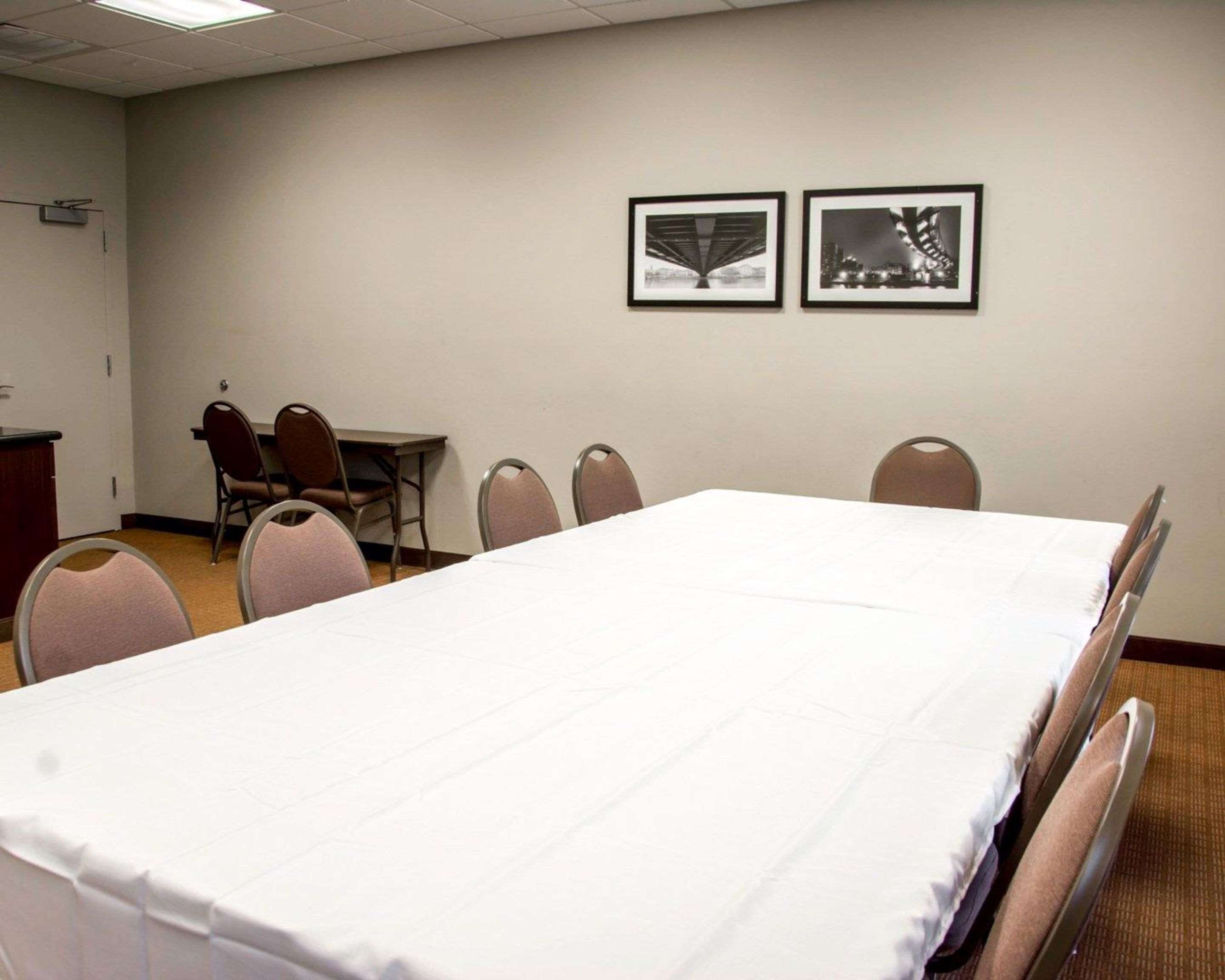 Meeting room | Sleep Inn & Suites Medical Center