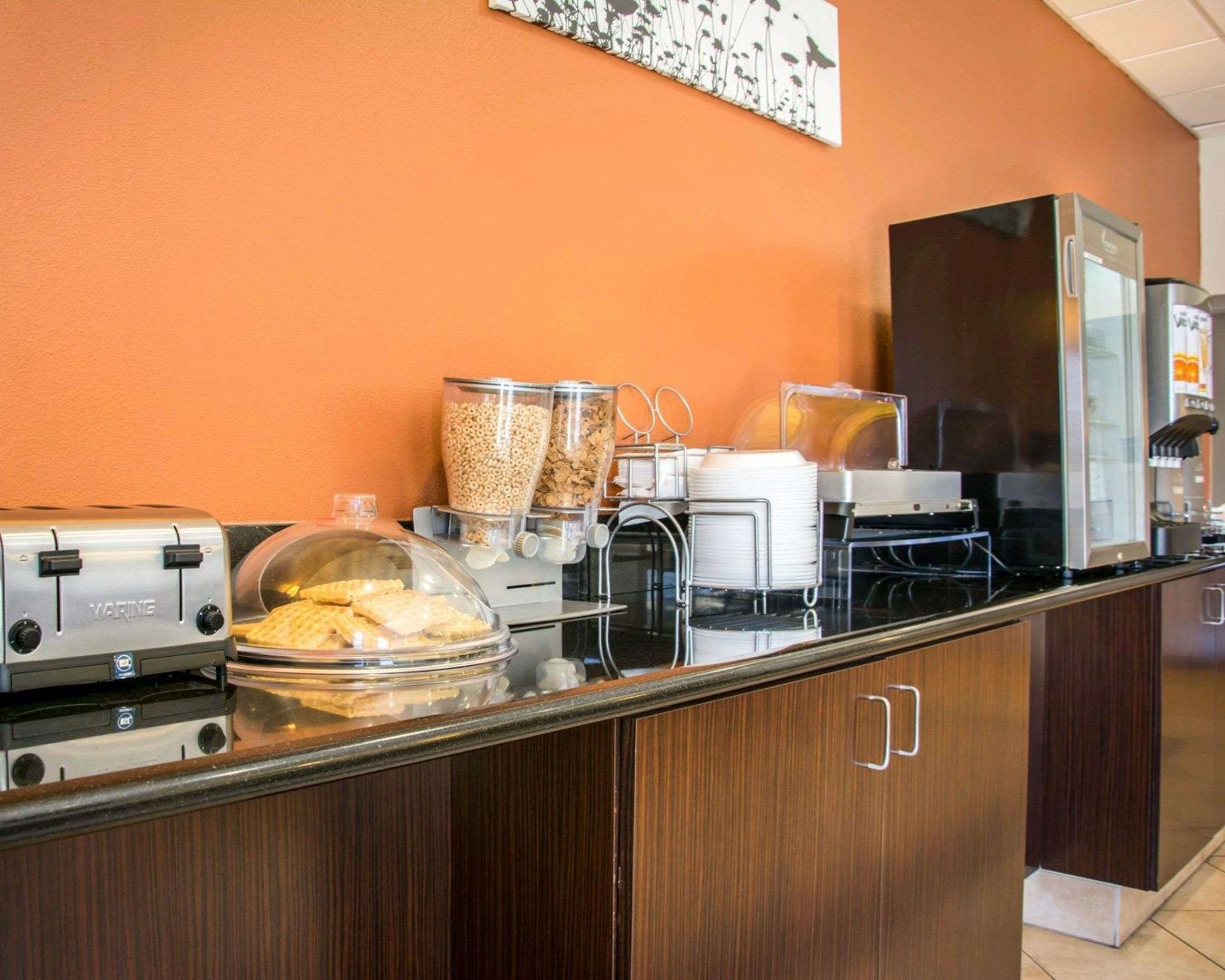 Free breakfast with waffles | Sleep Inn & Suites Medical Center