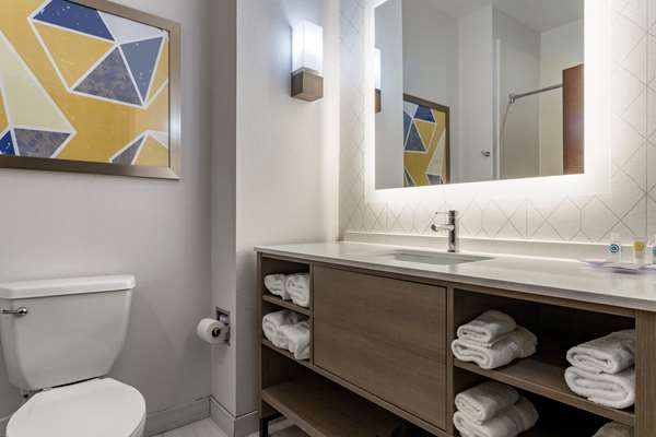  - Comfort Suites Natchitoches - I-49, Exit 138