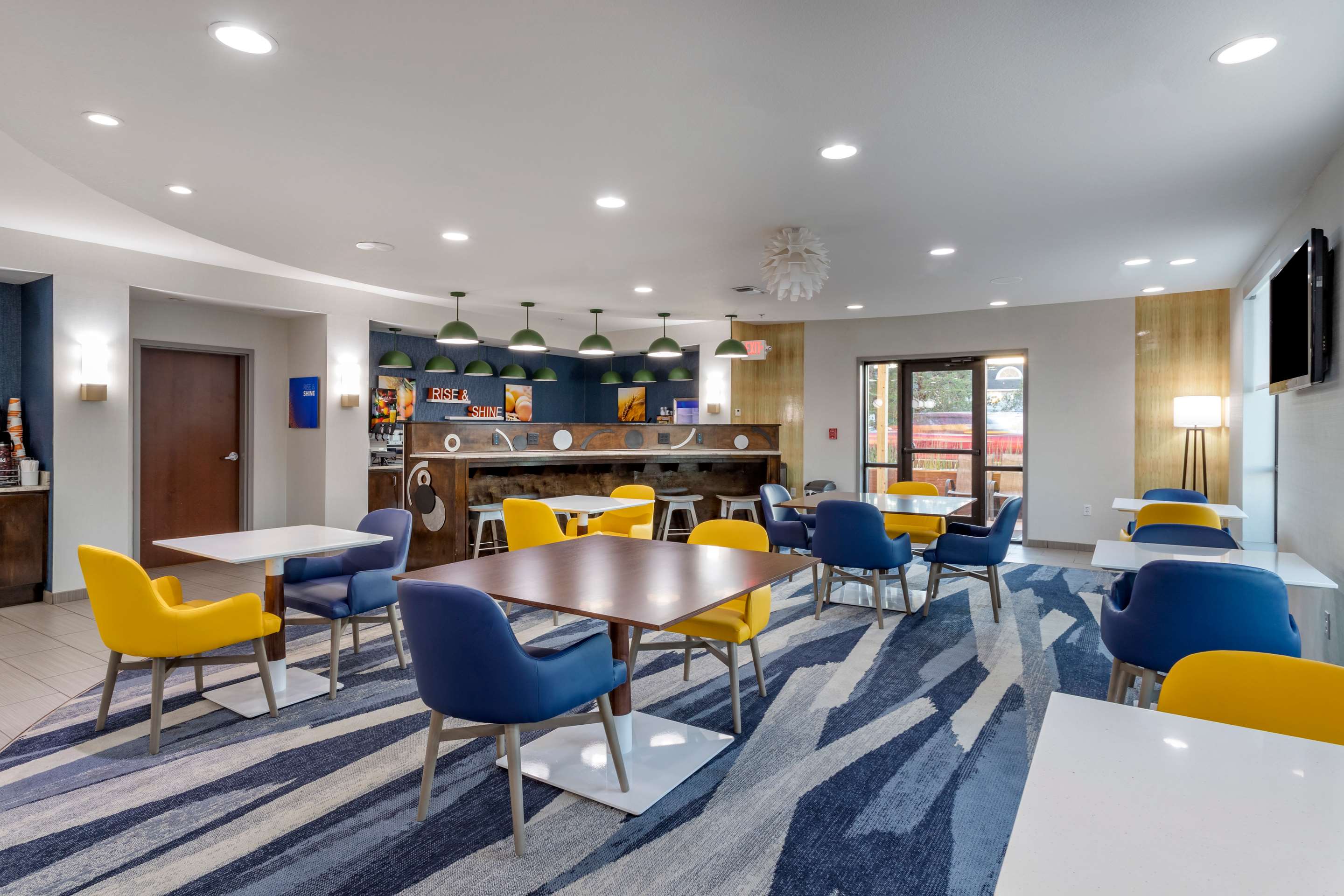 Breakfast area