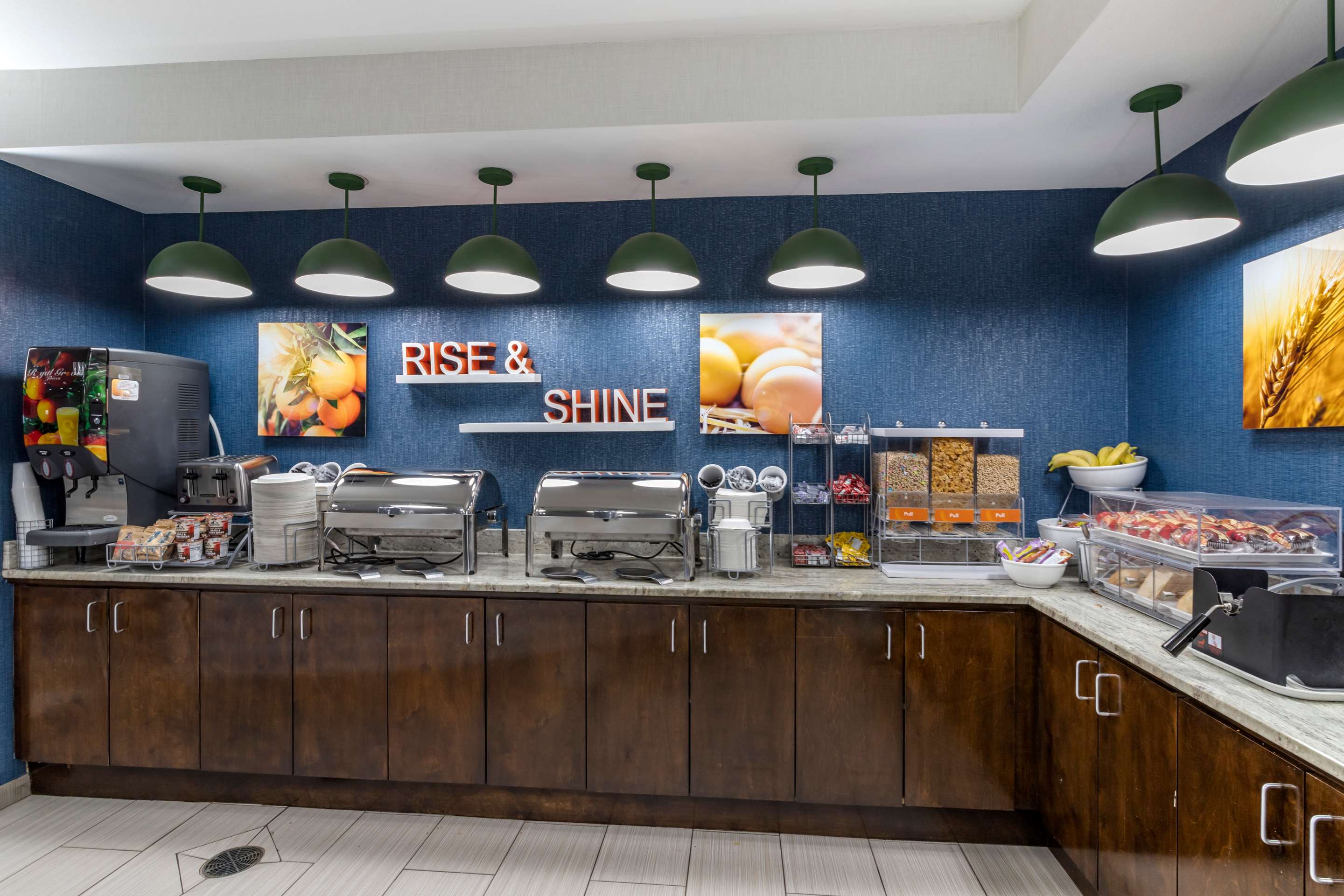 Breakfast counter
