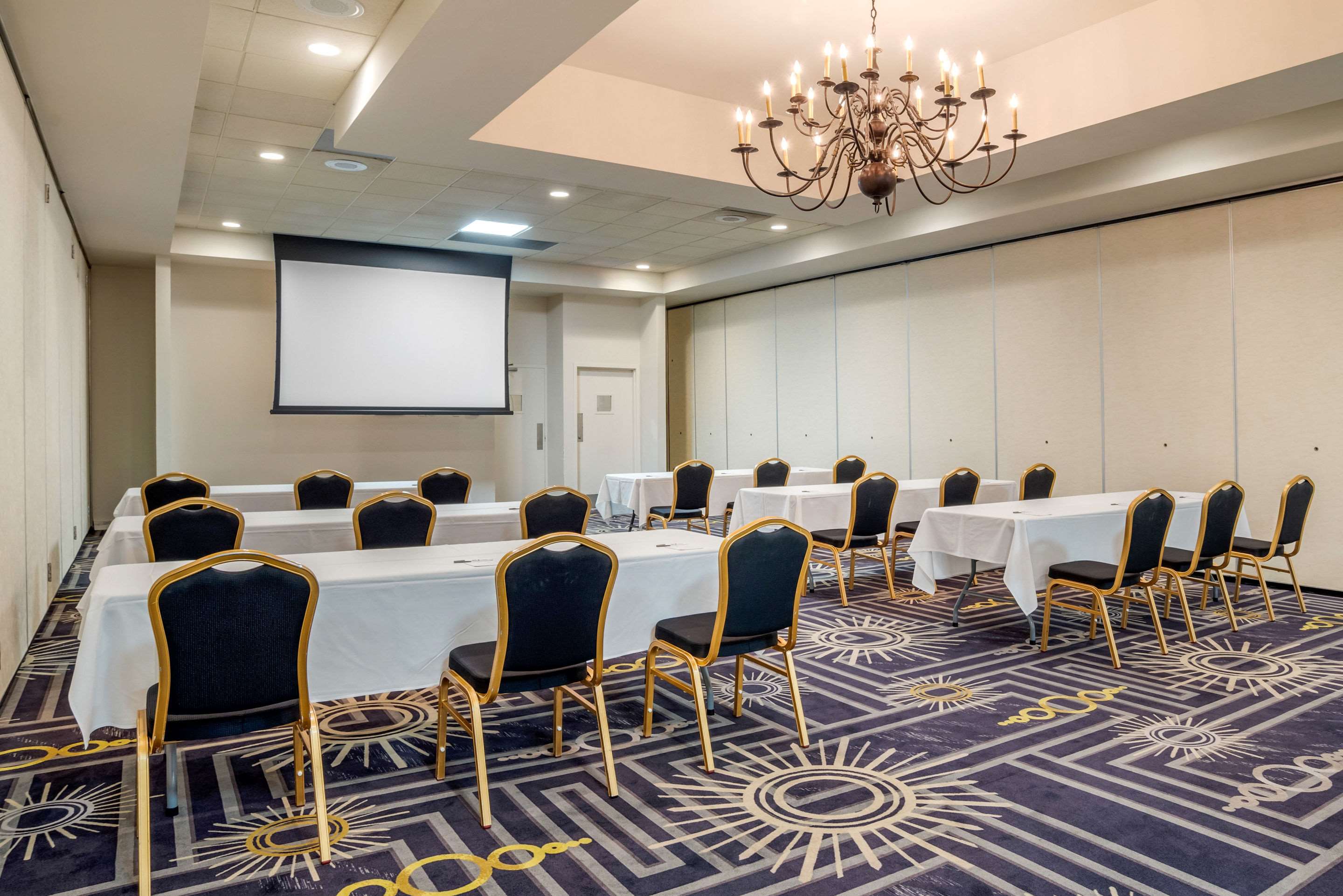 Meeting room | Clarion Inn Conference Center Gonzales