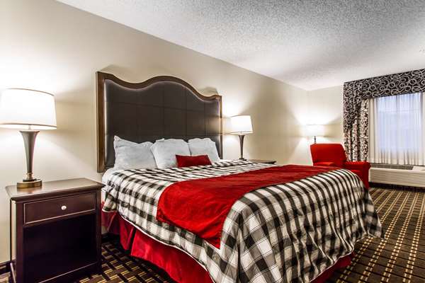 Suite - Evangeline Downs Hotel Opelousas