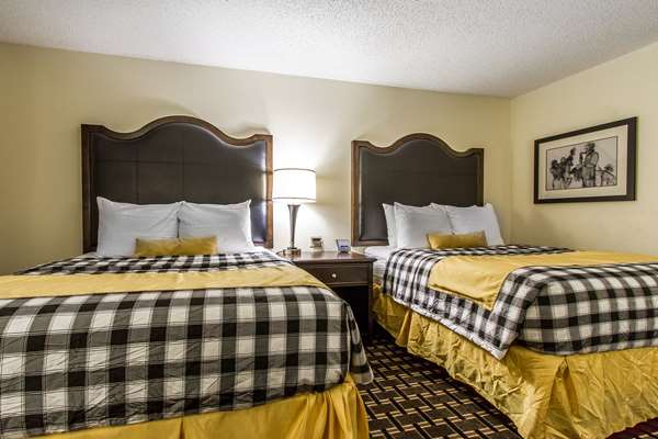 Suite - Evangeline Downs Hotel Opelousas