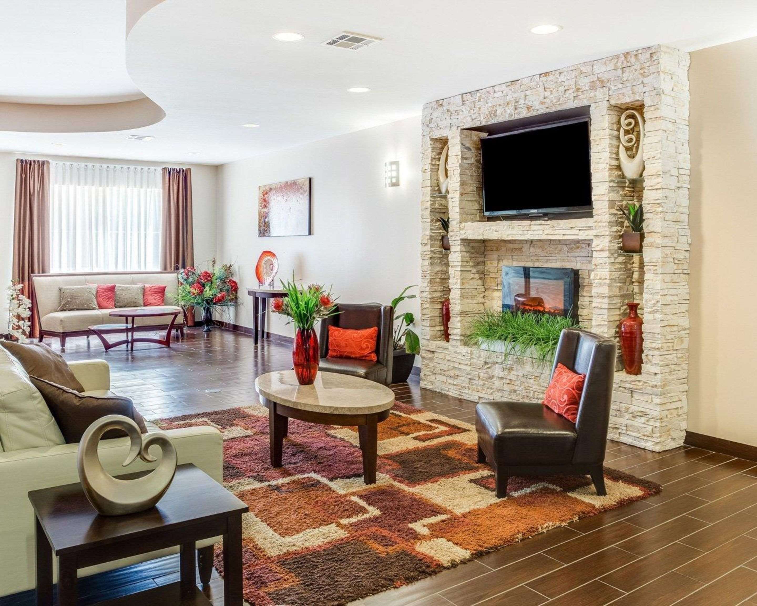 Spacious lobby with sitting area