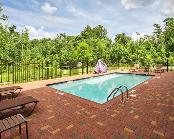 Pool - Comfort Suites Covington - I-12, Exit 65