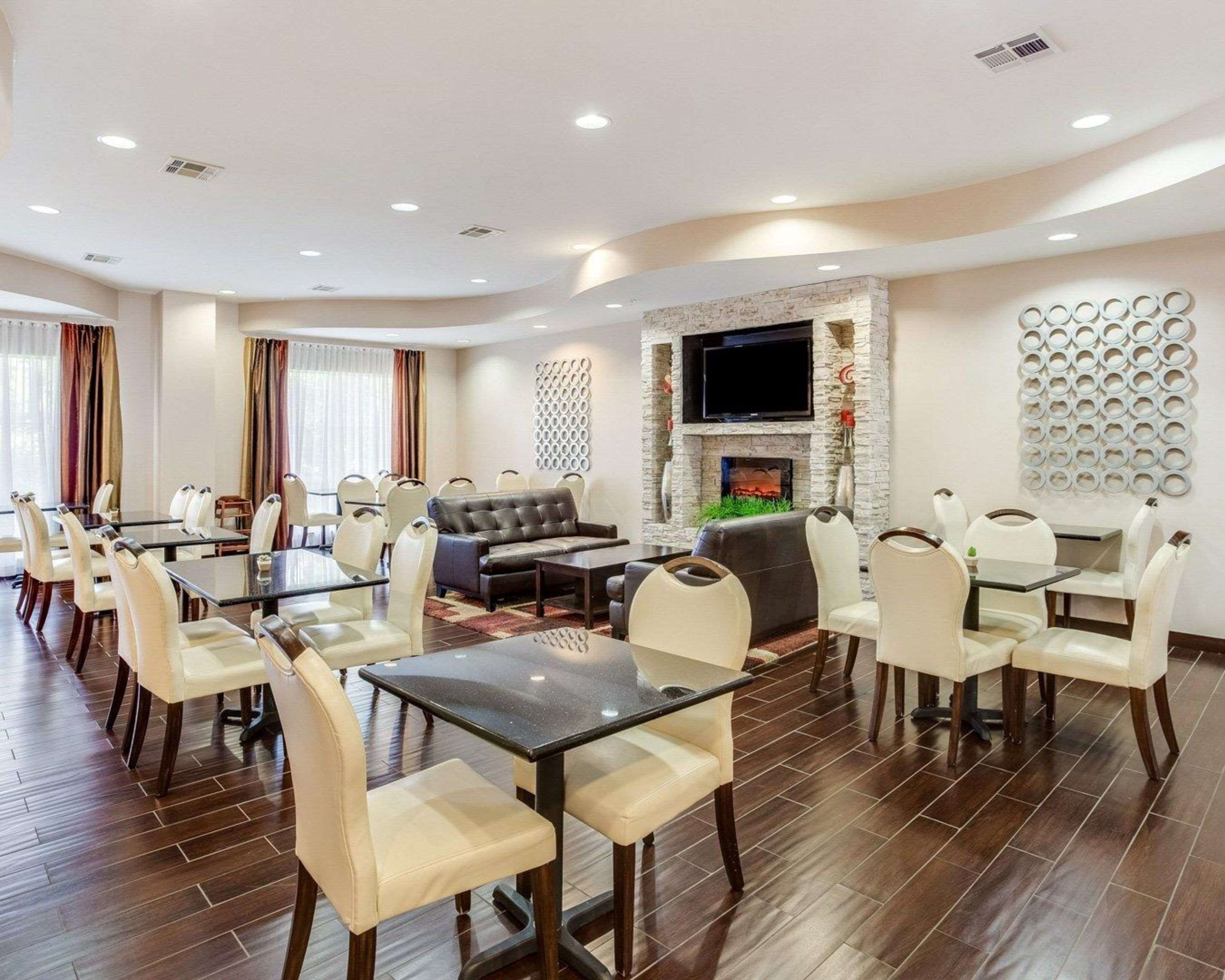 Enjoy breakfast in this spacious area