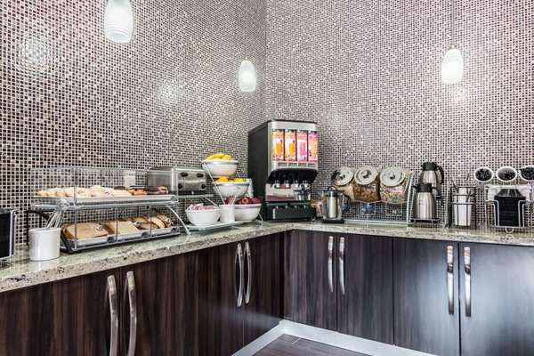 Amenities - Comfort Inn & Suites Mansfield