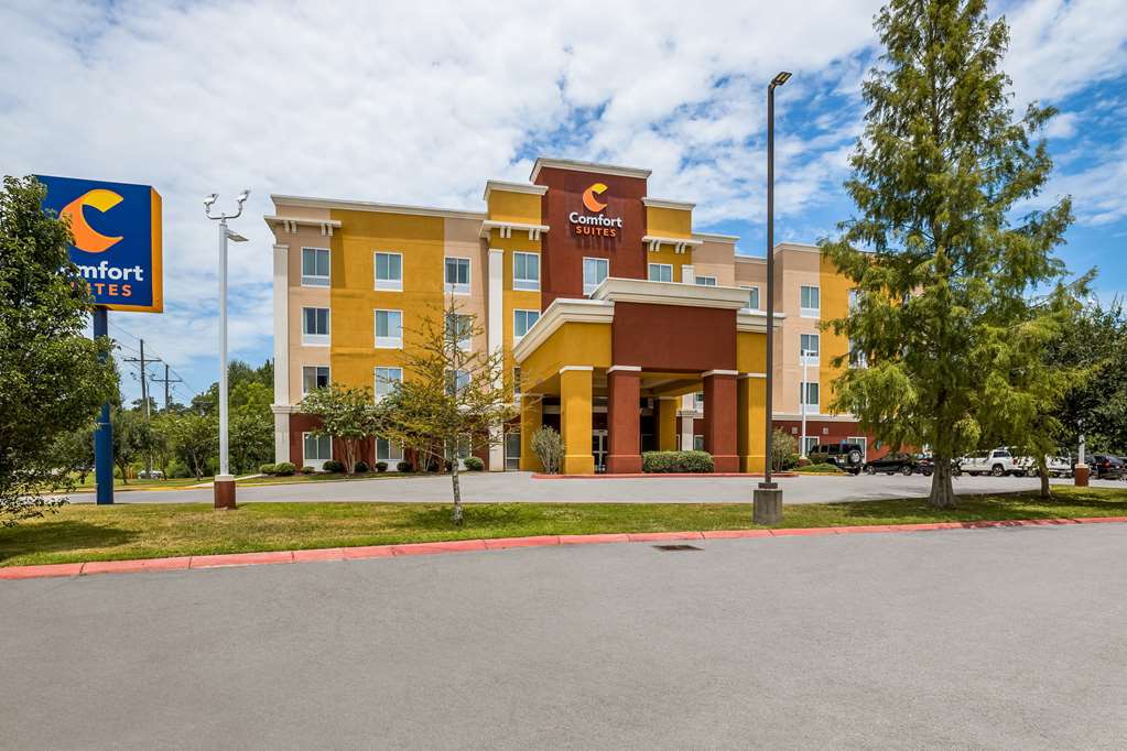 Comfort Suites