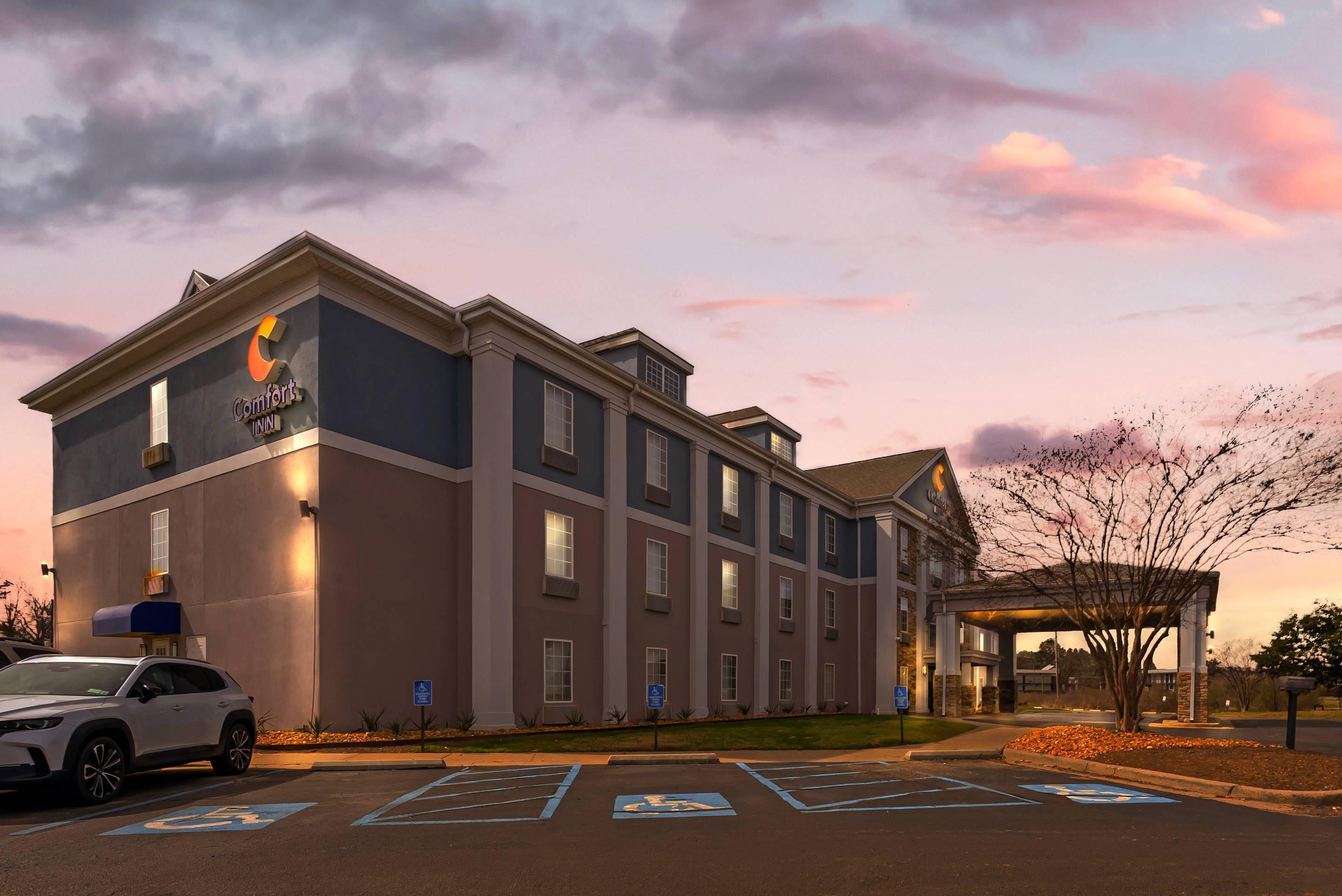 Twilight | Comfort Inn