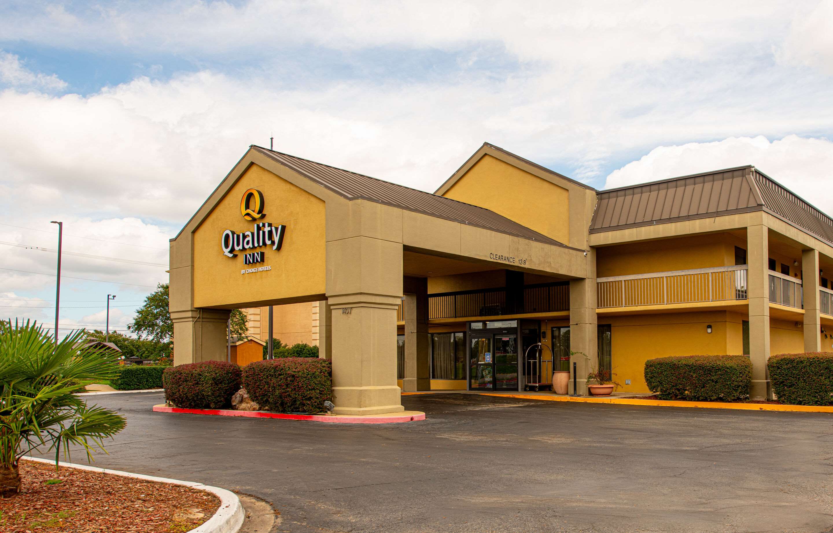 Hotel exterior | Quality Inn Monroe